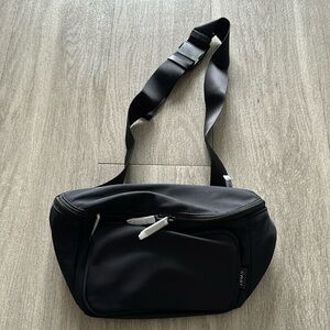 “The everywhere sling bag”- Away brand Fanny pack ***never used***